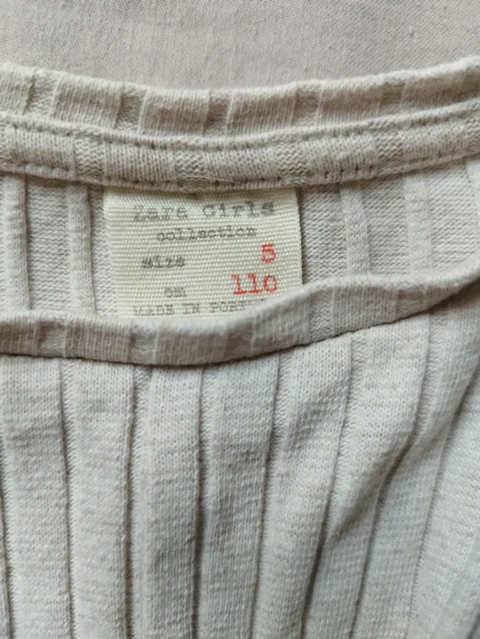 Pull court beige Zara 5 ans - photo numéro 2