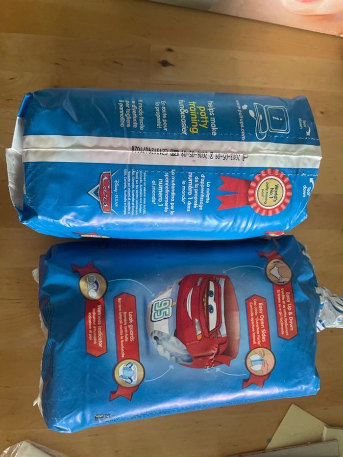 Couches pull ups Huggies taille 4 8-15kg - photo numéro 4