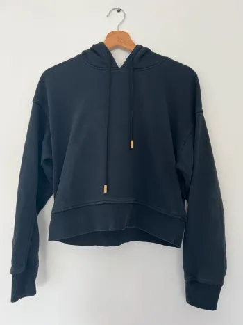 Sweat court capuche femme Bershka