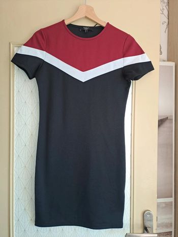 Jolie robe femme Jennyfer S bordeaux blanc et noir tbe