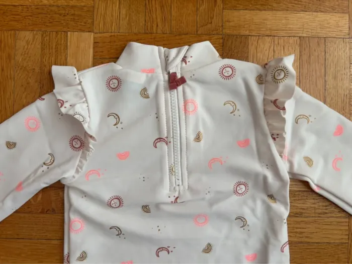 T-shirt anti UV Kiabi 6 mois neuf - photo numéro 5