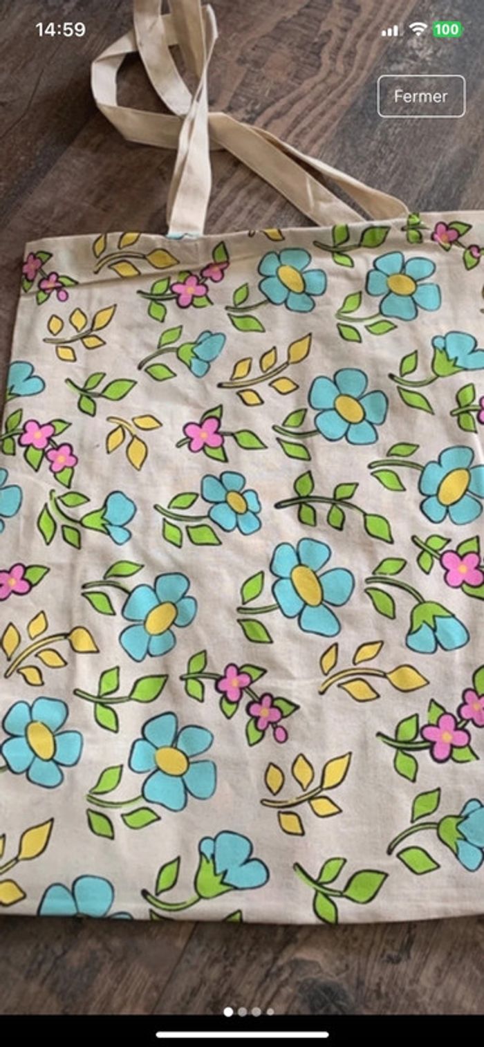 Tote bag fleuri