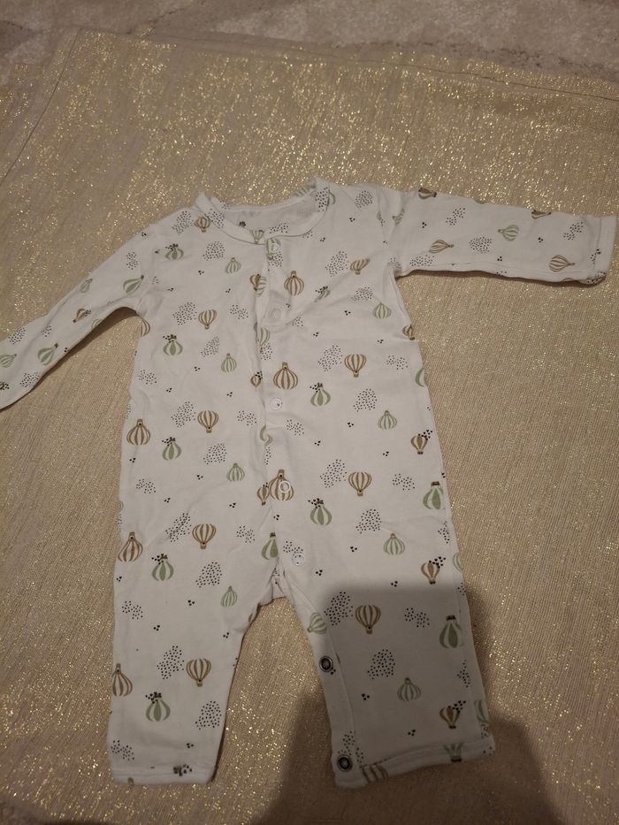 Lot vetement naissance jamais porté - photo numéro 9