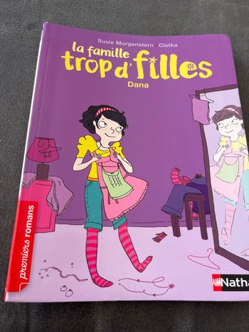 Livre premier romans Nathan la famille trop d’filles dans