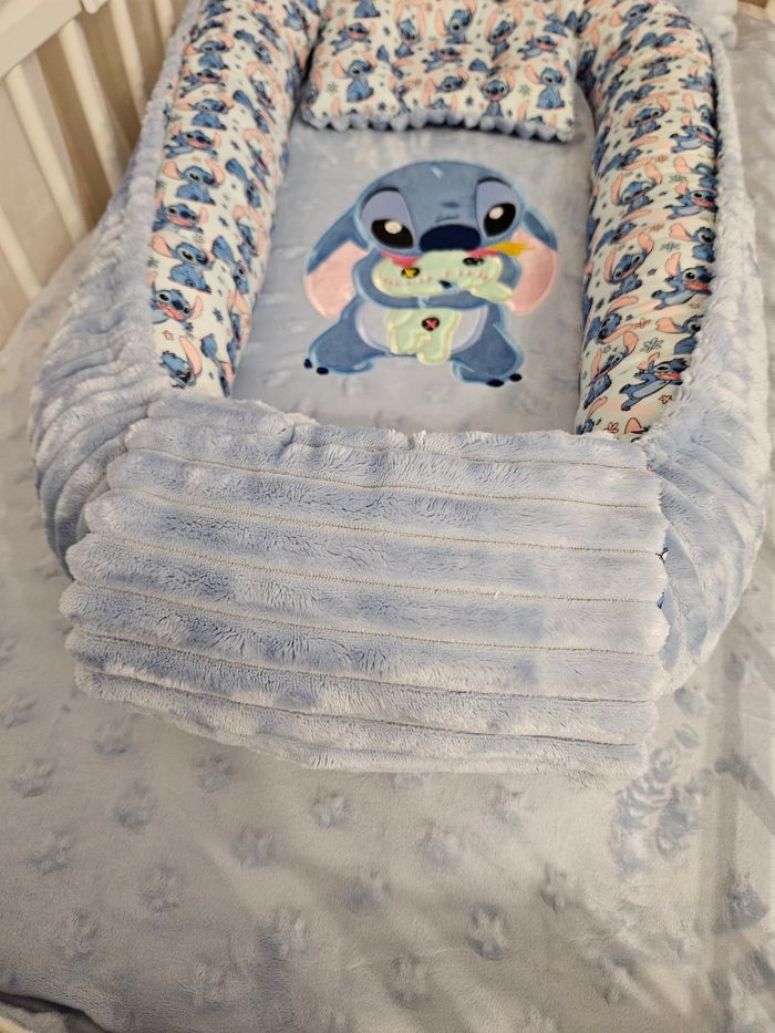 Réducteur bébé Stiche + coussin - photo numéro 8