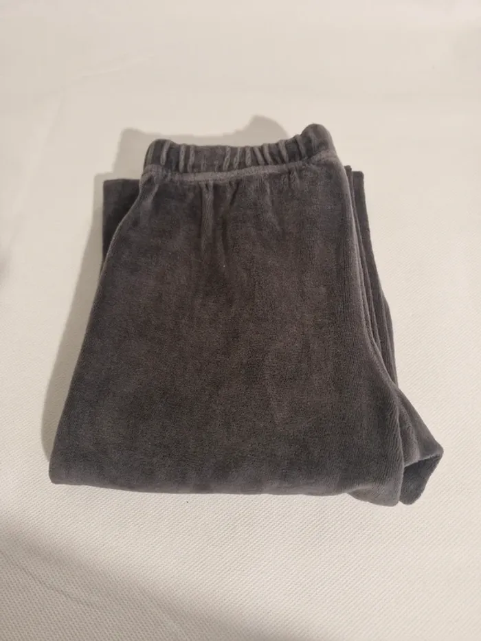 Pantalon 6 ans 114 cm Sans marque - photo numéro 4