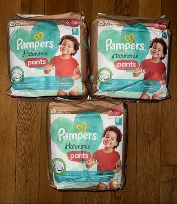3 paquets de couches Pampers  taille 6
