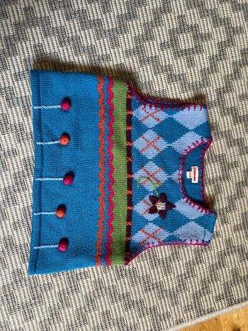 pull sans manche catimini 4 ans excellent état