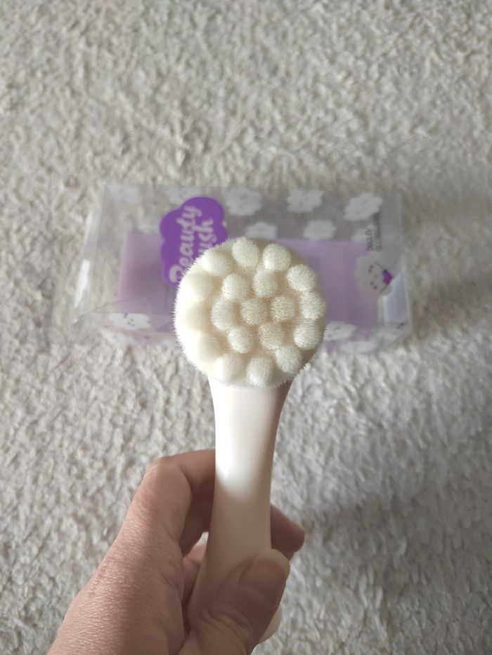 Brosse nettoyante visage manuelle – Neuve sous boîte – Douce & exfoliante - photo numéro 5