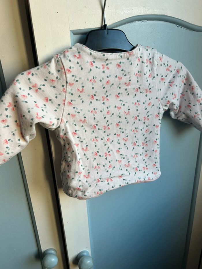 Gilet réversible rose / blanc à fleurs , obaibi , 3 mois - photo numéro 10