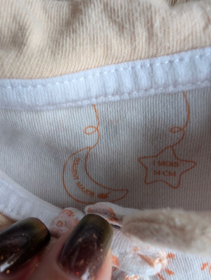 🌸 pyjama 1 mois - photo numéro 3