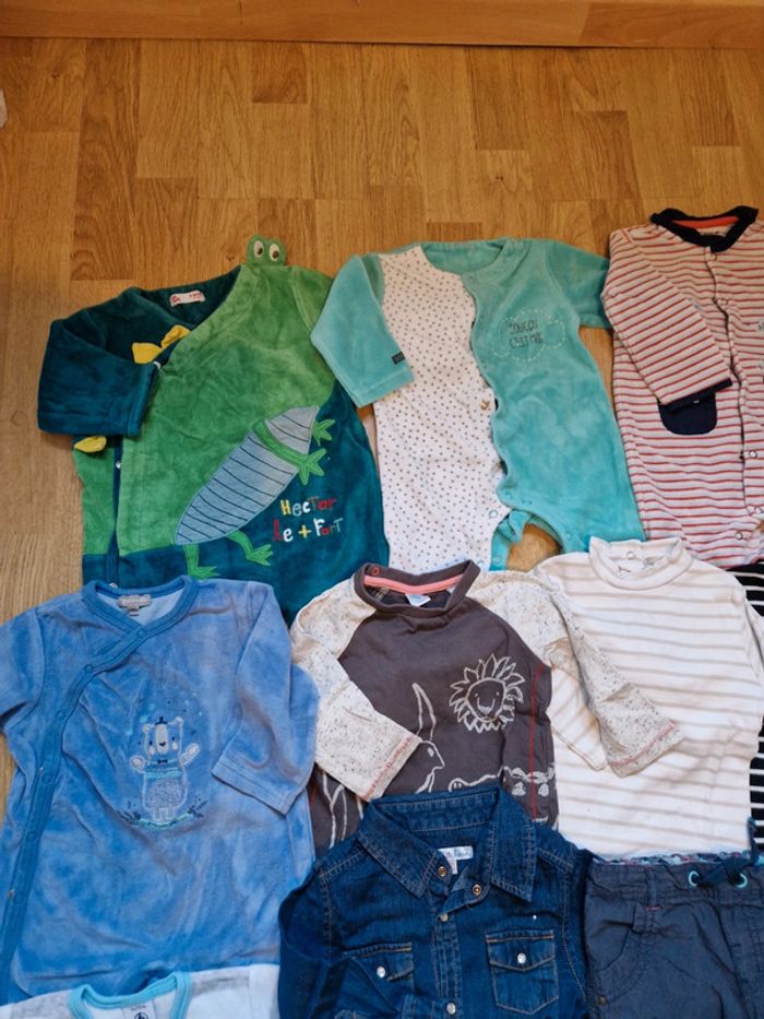 Gros lot 9 mois - photo numéro 2