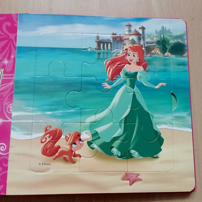 Livre puzzles les princesses 🌹 Hachette 🌹très bon état - photo numéro 9