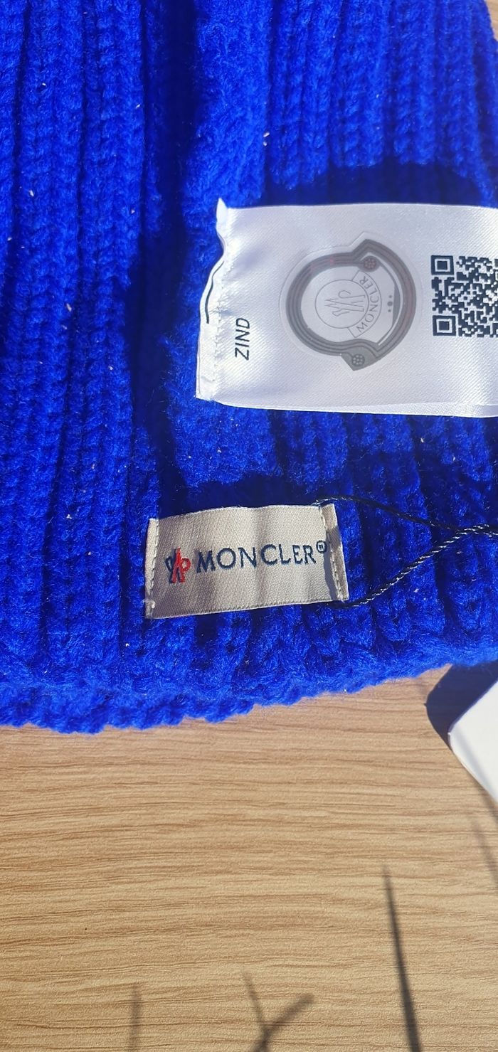 Bonnet moncler - photo numéro 4