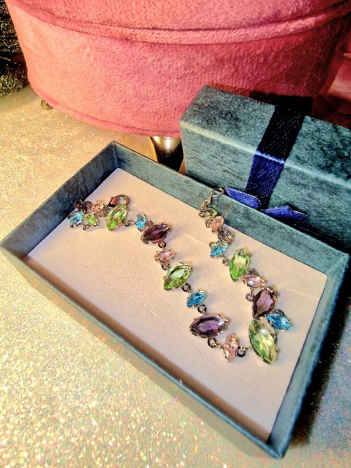 Joli bracelet incrusté de cristaux - photo numéro 2