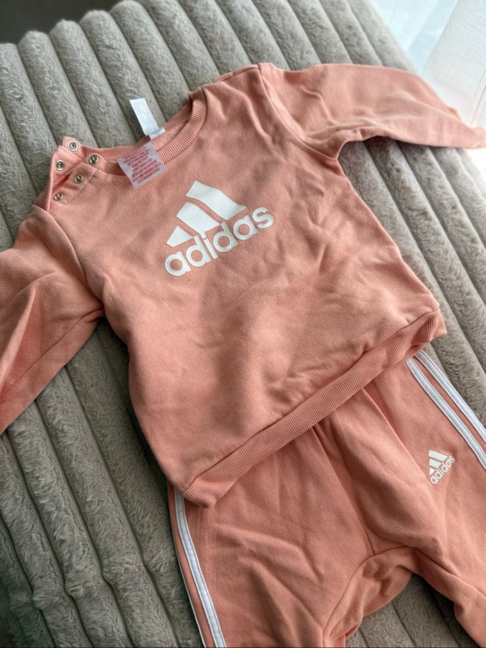 Ensemble adidas - photo numéro 2