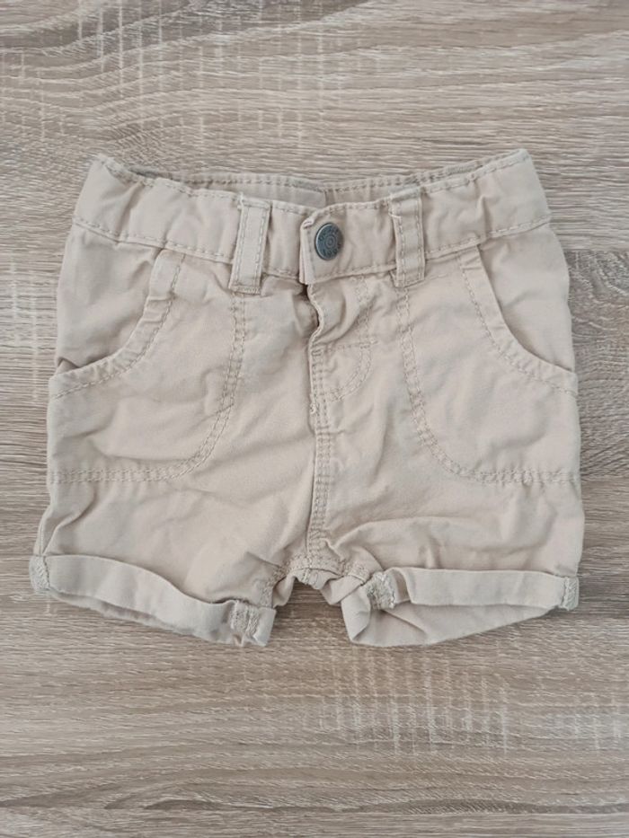 Short beige 3 mois