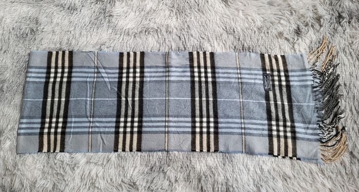 🧣💙 Écharpe Vintage Burberrys of London – 100% Laine d’Agneau – Made in England 💙🧣 - photo numéro 2