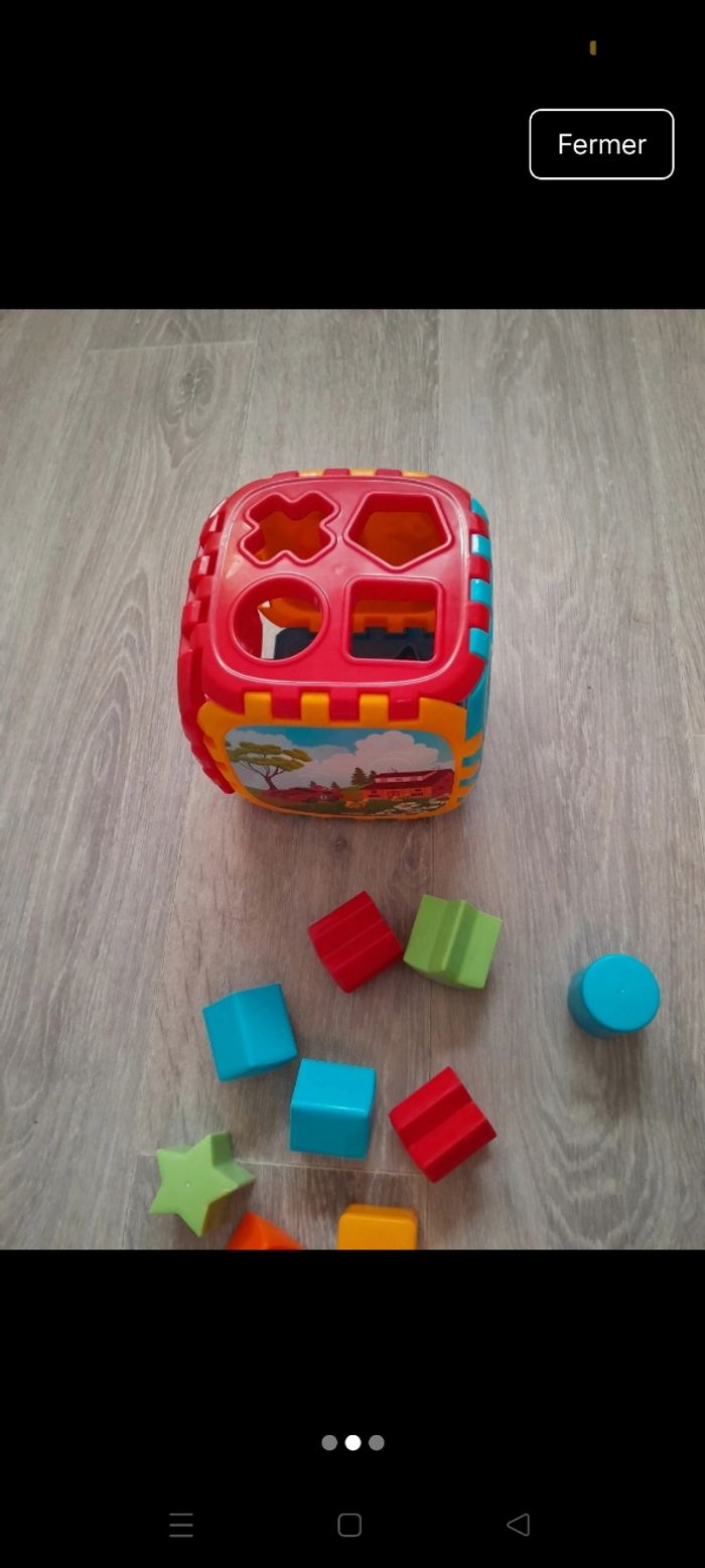 Cube d'activité d'éveil avec formes - photo numéro 2