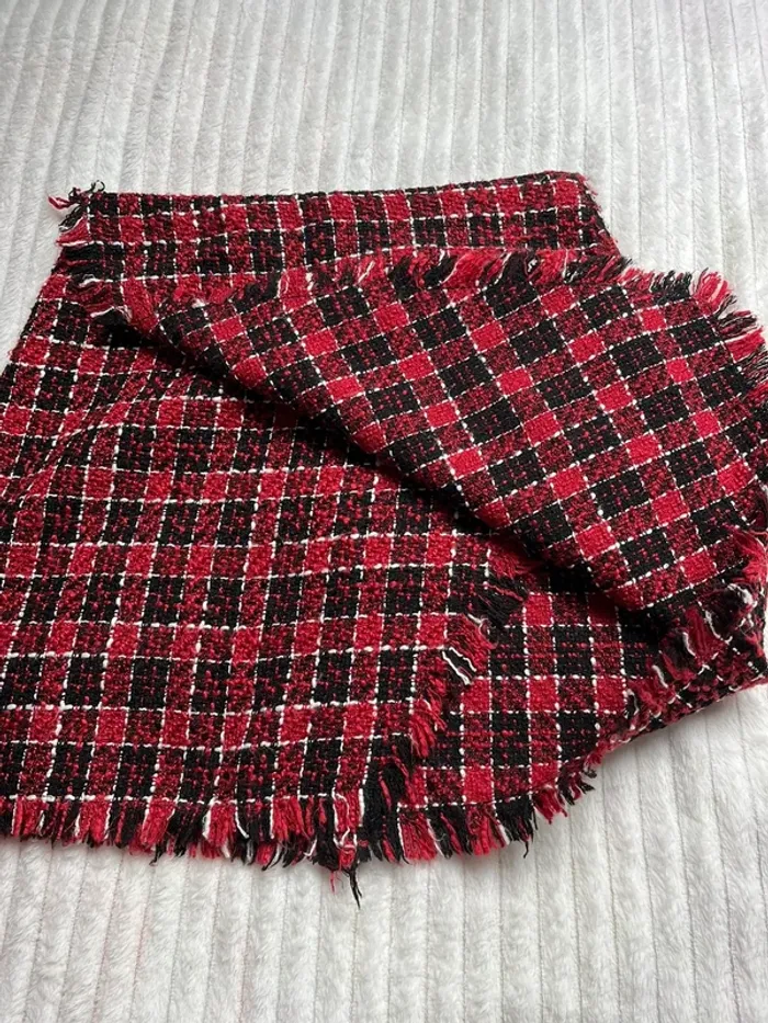 Jupe courte tweed stradivarius - photo numéro 4
