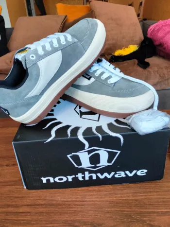 Sneakers gris expresso Northwave mixte T 39