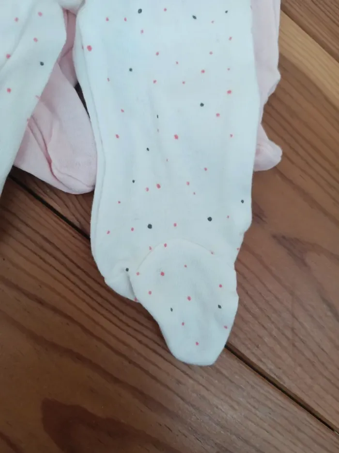 2 pantalons à pied neufs naissance 0 mois - photo numéro 3