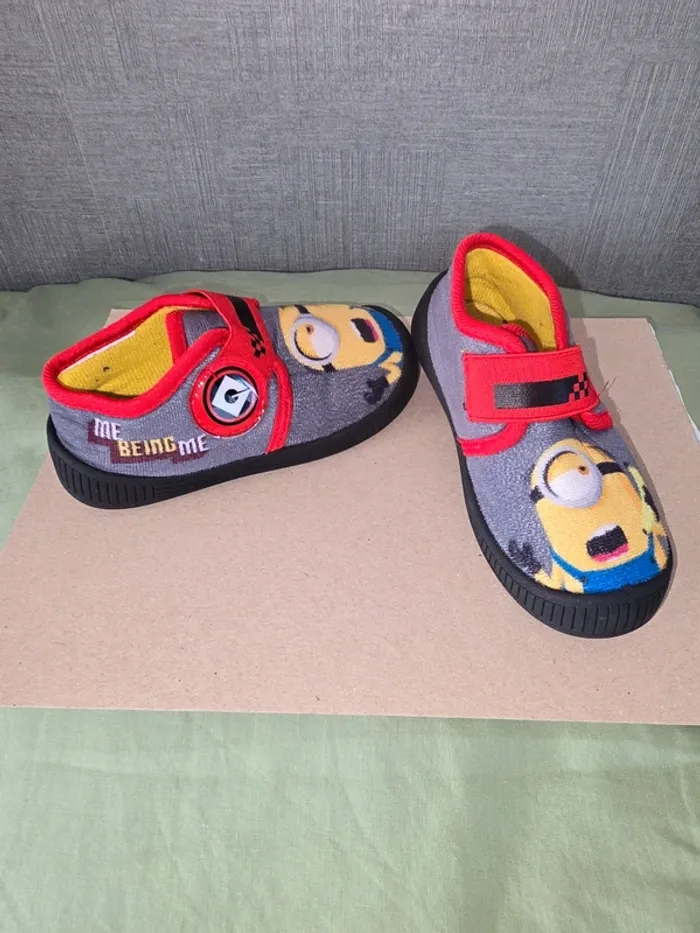 Chaussons enfants Minions - photo numéro 2