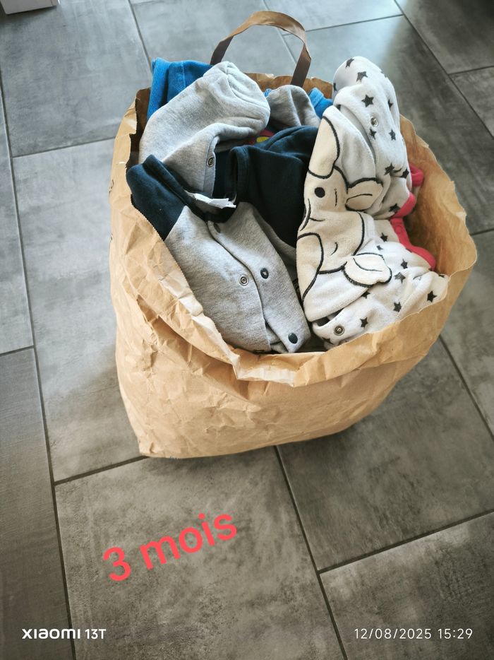 Lot de vêtements garçon 3 mois