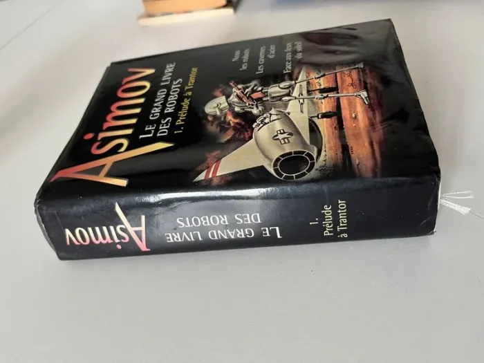 Le Grand Livre des Robots Tome 1: Prélude à Trantor, d'Isaac Asimov. Édition France Loisirs - photo numéro 2