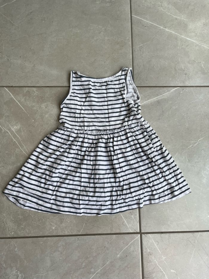 Robe - photo numéro 2