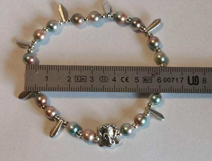 Bracelet fantaisie "Ganesh"
(sur élastique 1.0 donc élasticité modérée) - photo numéro 4