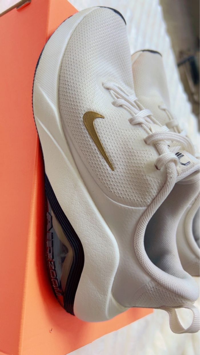 Baskets Nike - photo numéro 2