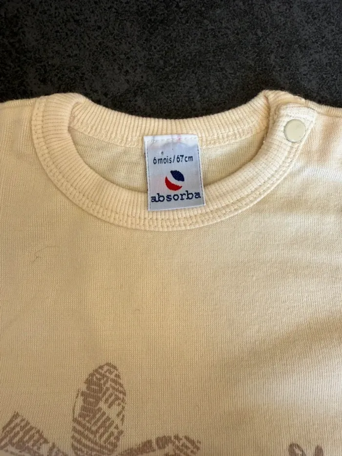 T-shirt bébé 6mois - photo numéro 2