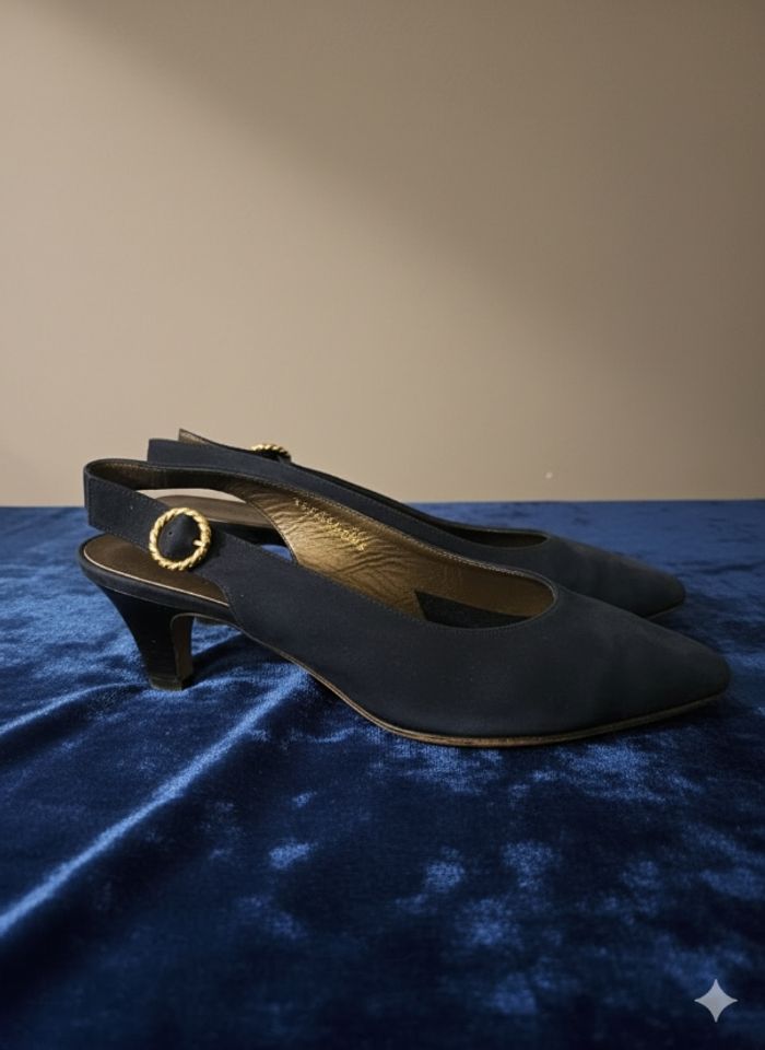 Escarpins Slingback Yves Saint Laurent Vintage en Daim Bleu Marine - T. 37.5 - photo numéro 6