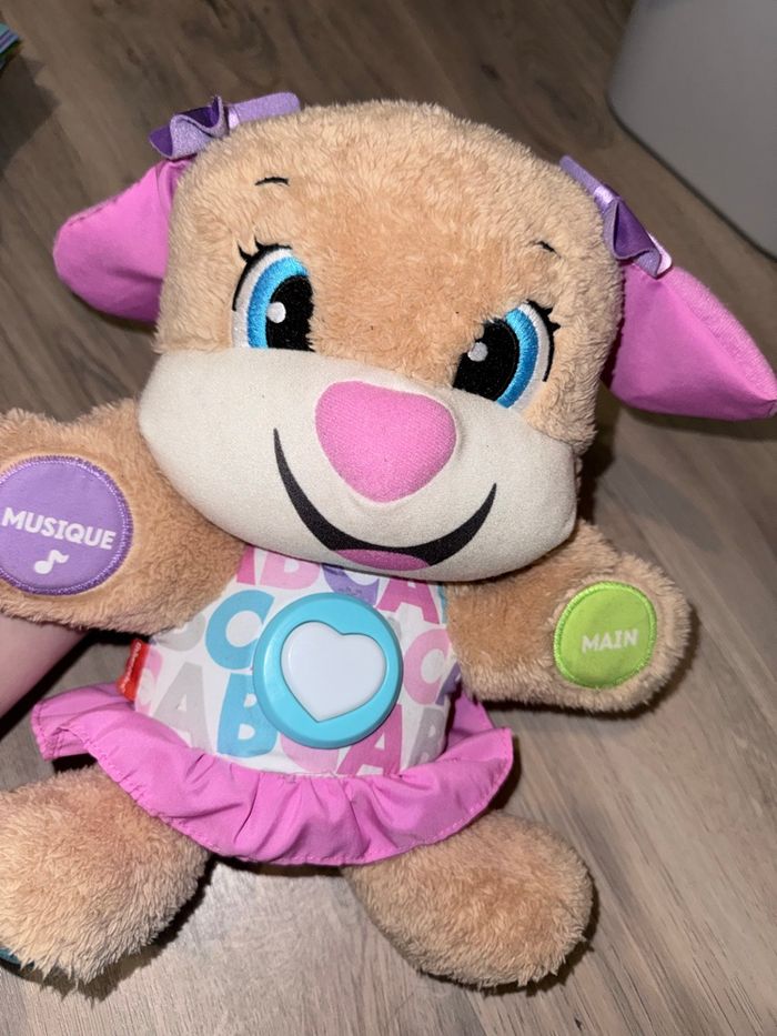 Peluche interactive Fisher Price puppy rose éveil bébé - photo numéro 2