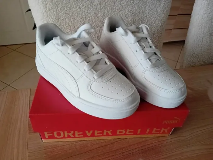 Paire de baskets blanches puma 31 neuf - photo numéro 2