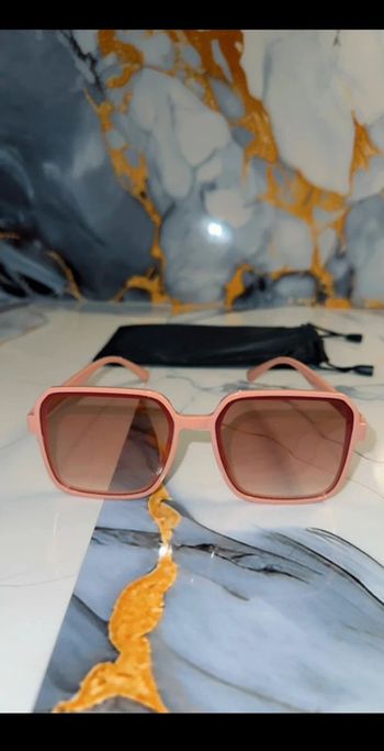 Lunettes de Soleil Fantaisie Neuves Marron Clair Rose
