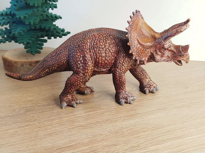 Figurine triceratops Animal préhistorique - photo numéro 2