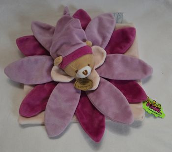 Doudou et compagnie carré plat ours petales fushia et mauve - doudou tatoo
