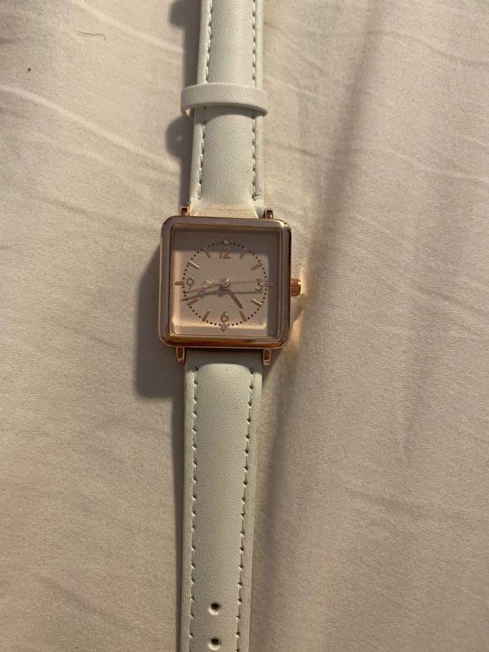 Montre femme neuf - photo numéro 2