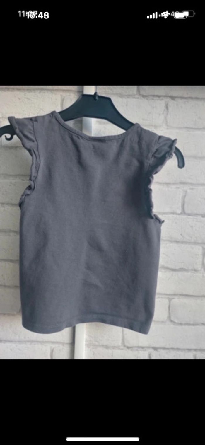 Tee-shirt Disney taille 5 ans - photo numéro 2