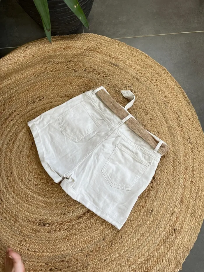 Short en jean blanc - photo numéro 3