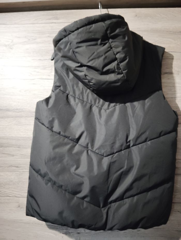 Veste sans manche - photo numéro 2