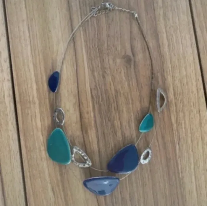 Collier plusieurs rang ton bleu