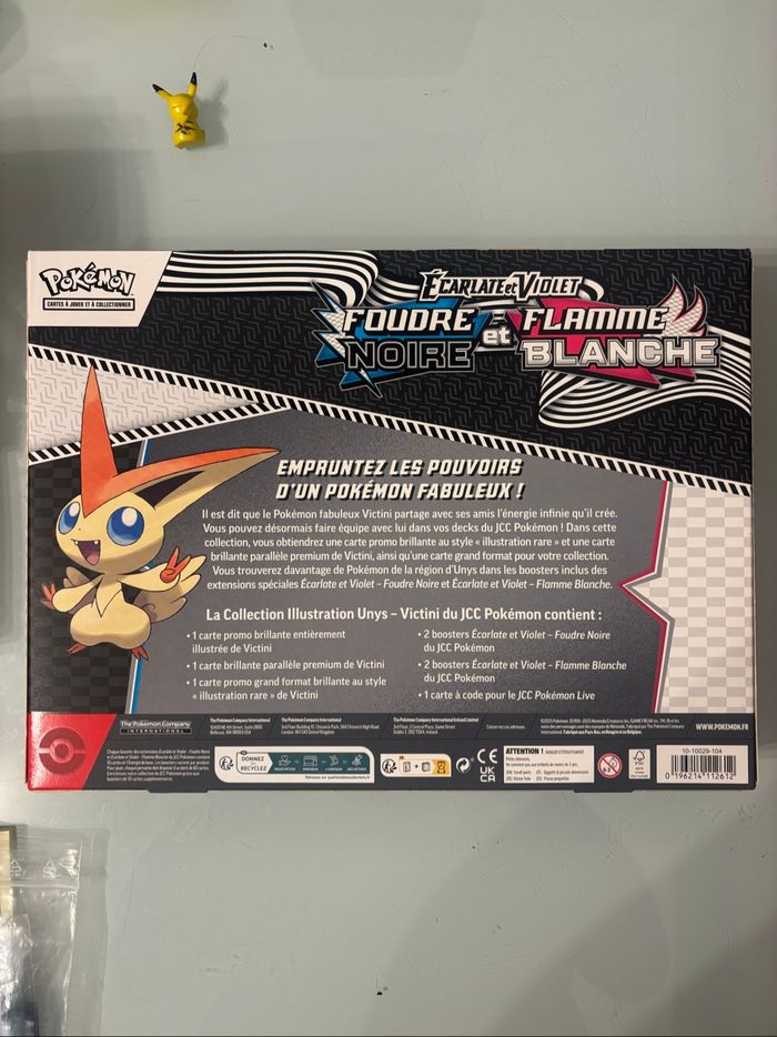 Coffret Pokémon Victini NEUF - photo numéro 2