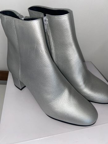 🌼Bottines argentées Karl Marc John🌼