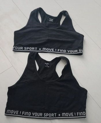 Lot de deux brassières