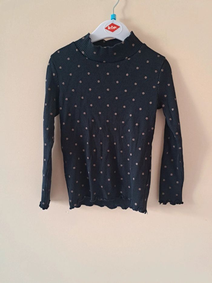 Pull cotelé