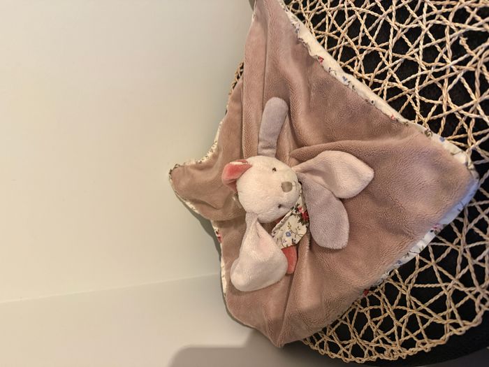 Peluches Bukowski - Doudou lapine "Bibi baby rug" - photo numéro 2