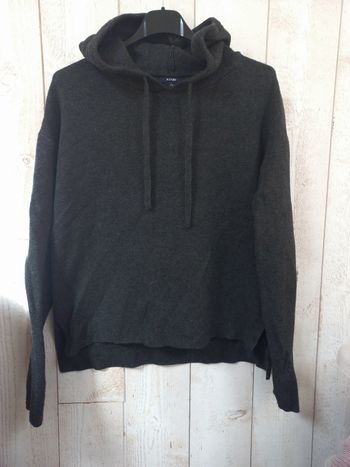 Pull à capuche 36